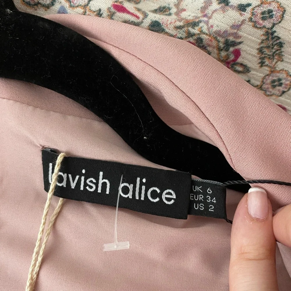 New without tags Lavish Alice corset button blazer co-ord in pink - Picture 7 of 9